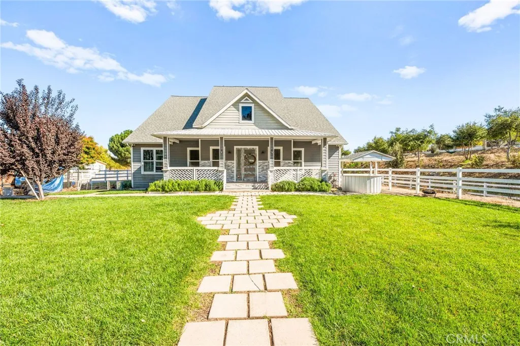 24940 Hayes, Murrieta, California 92562 home-pic-16